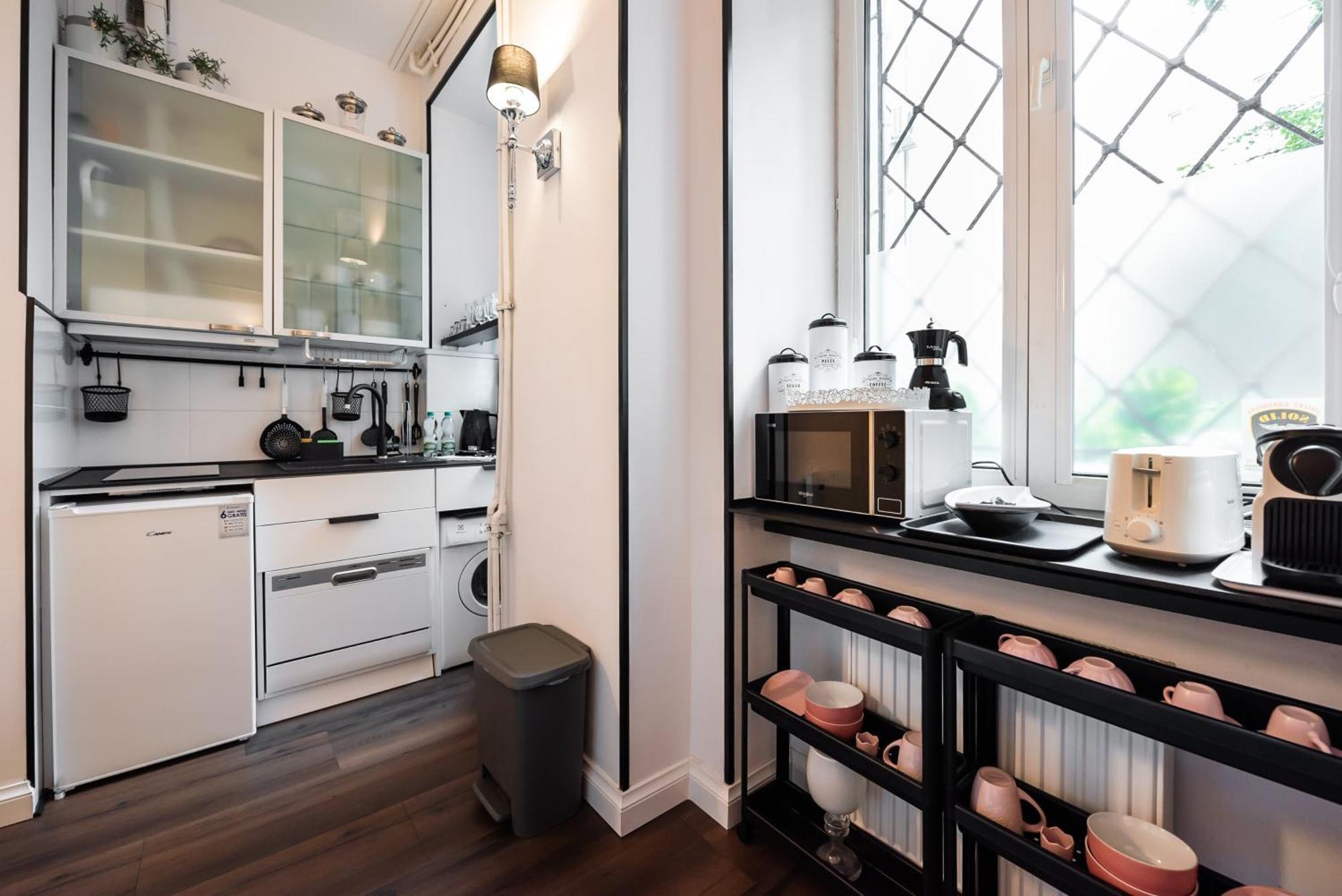 Premium Apart Varsovia Alice 2 Luaran gambar